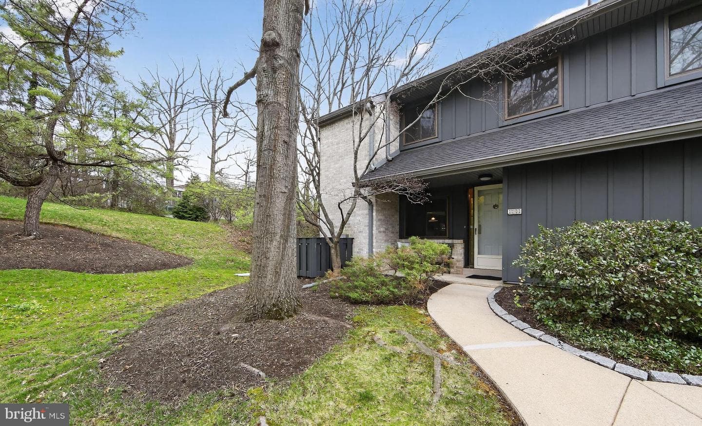 529 Foxwood Lane #529 photo 1