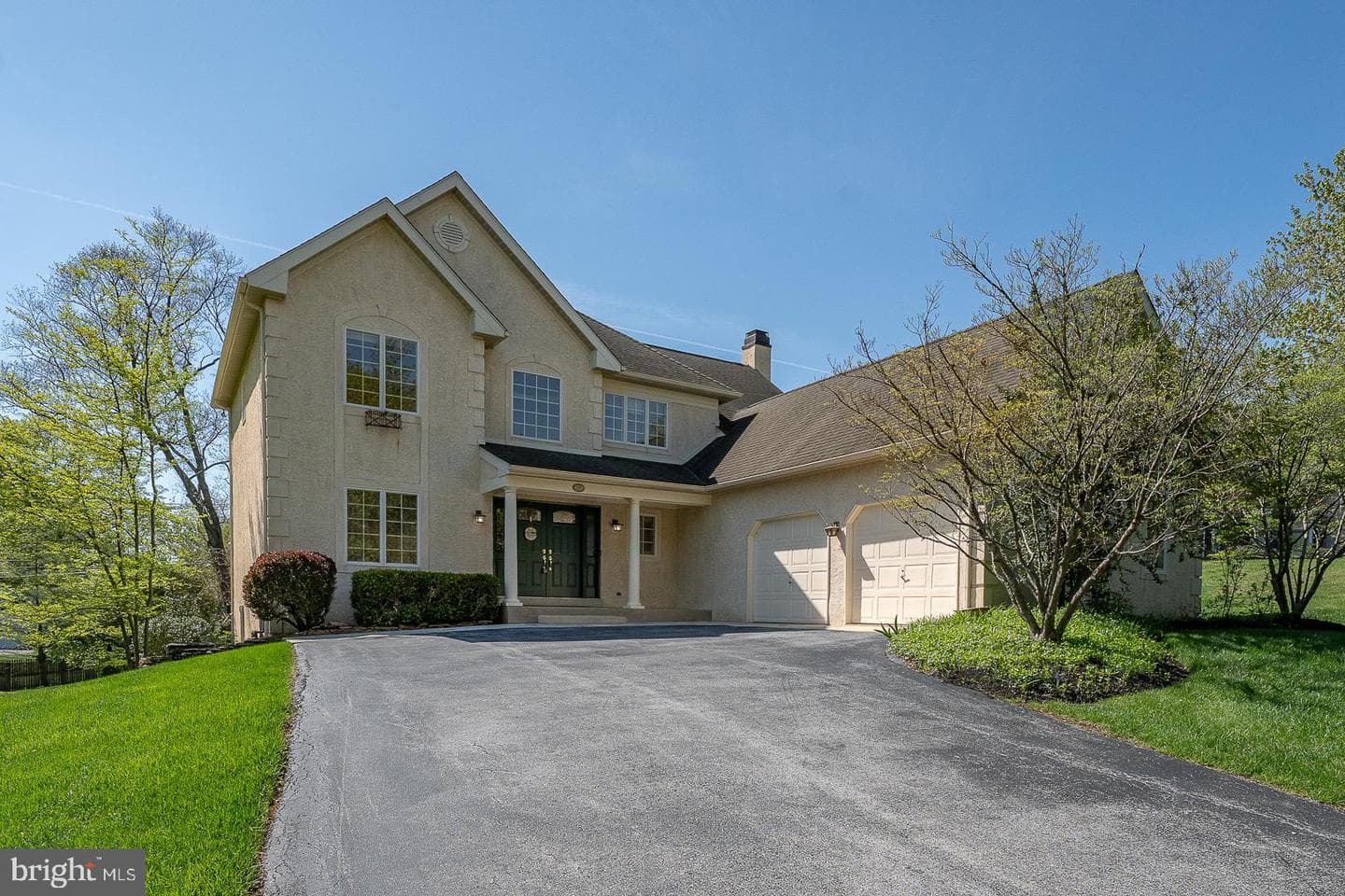 318 Long Ridge Lane