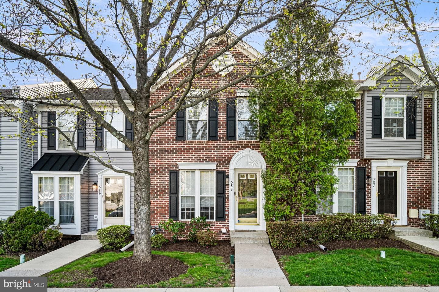 588 Coach Hill Court