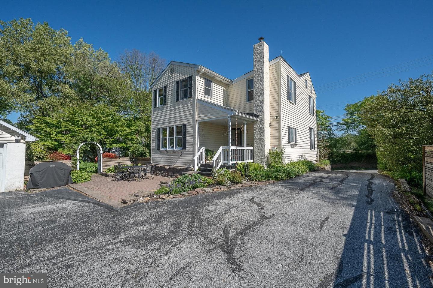 1426 W Strasburg Road