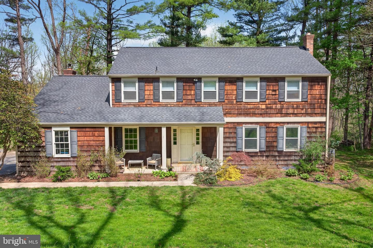 21 Pine Drive photo 1