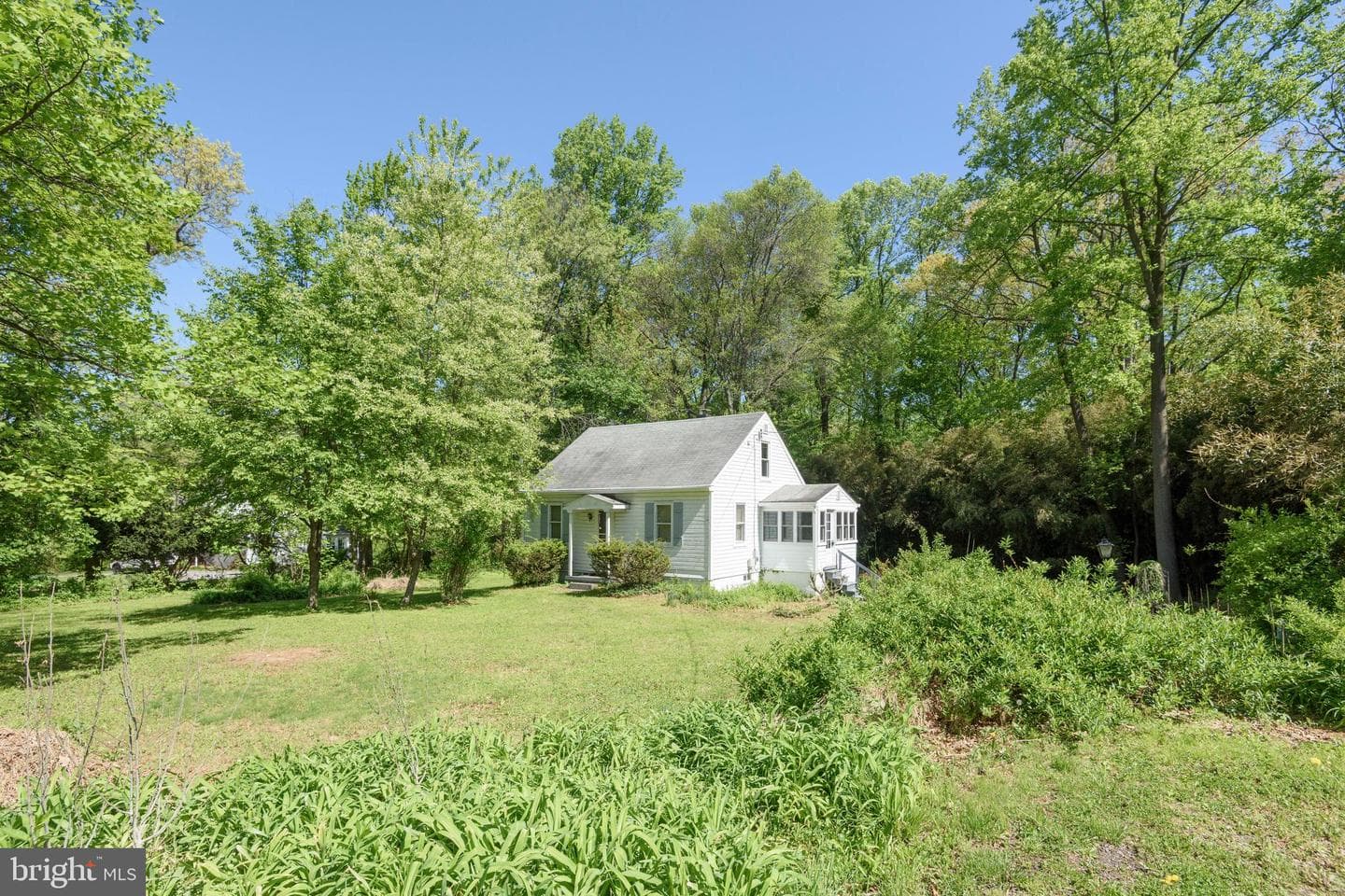 2141 Gap Newport Pike photo 1
