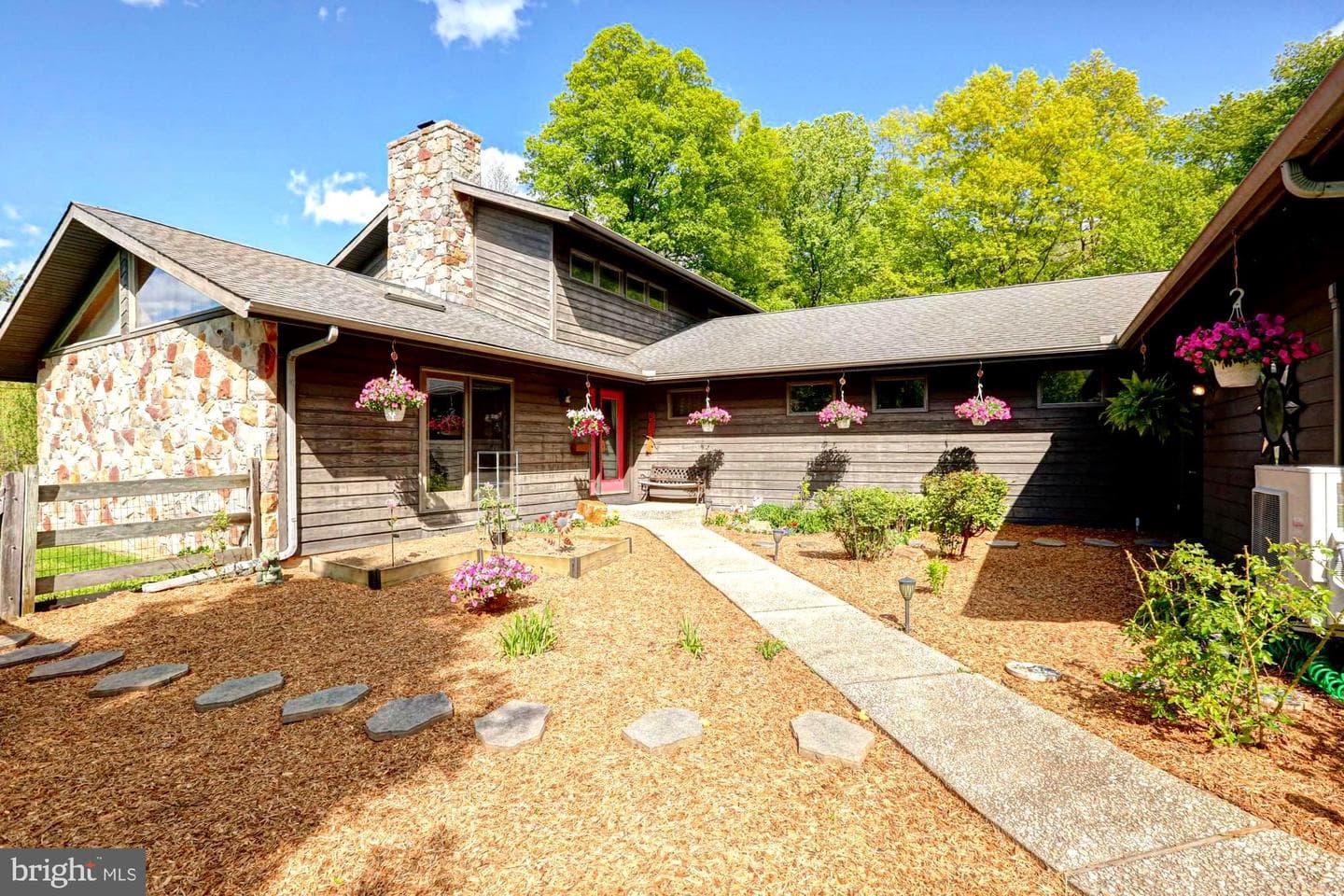 199 Sunnyside Road