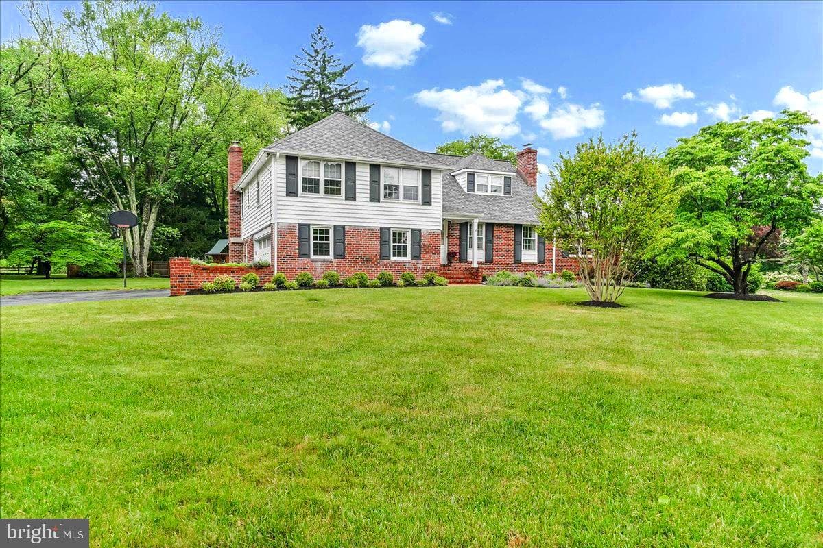 1026 Waltham Road