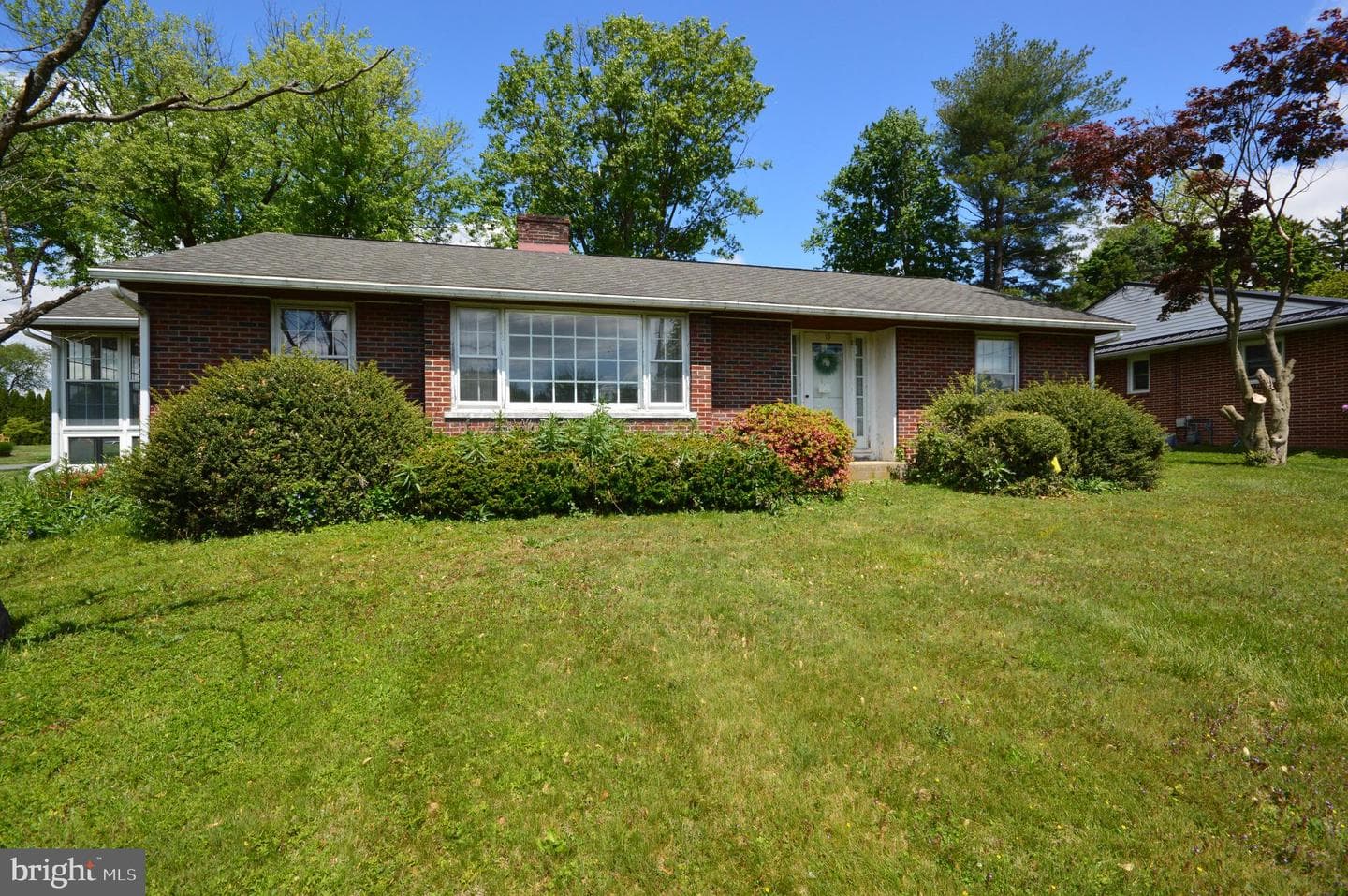 15 E Locust Street