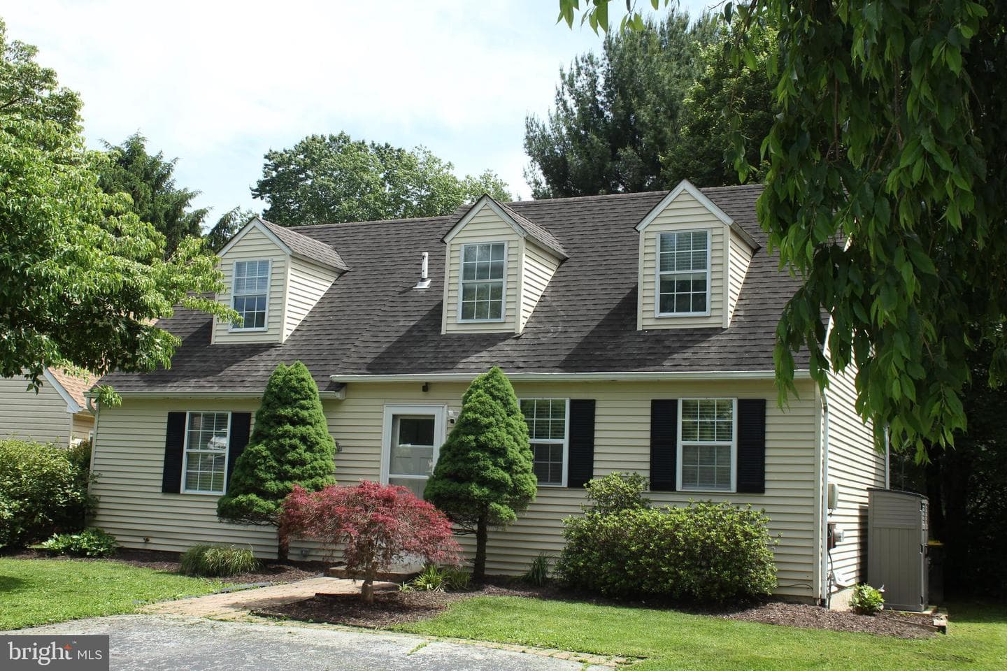 1210 New Hampshire Lane photo 1