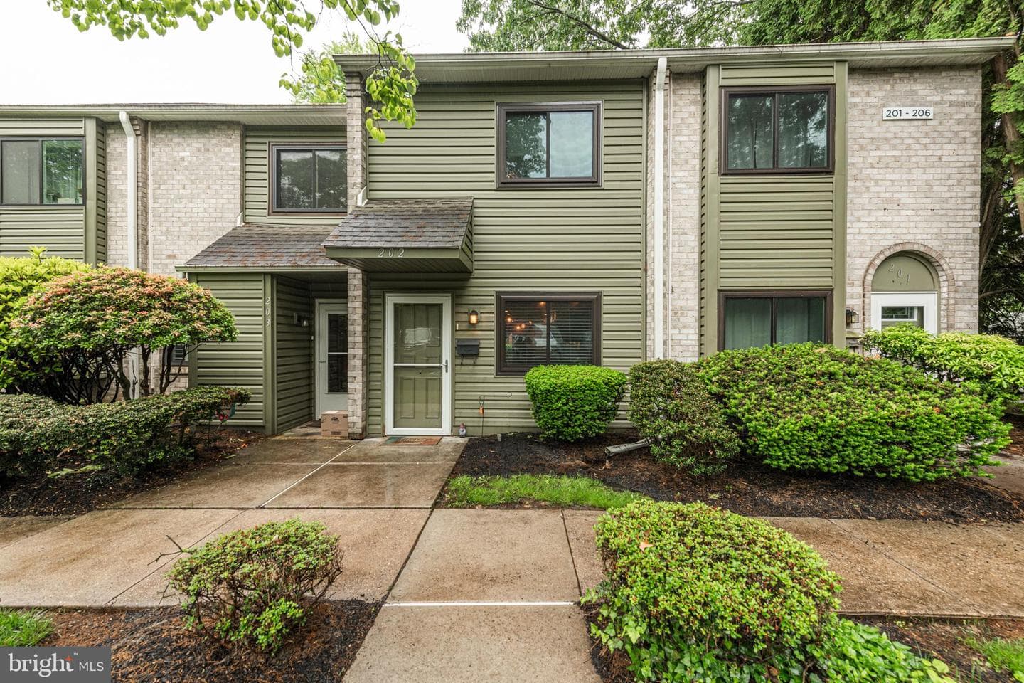 202 Valley Drive #202