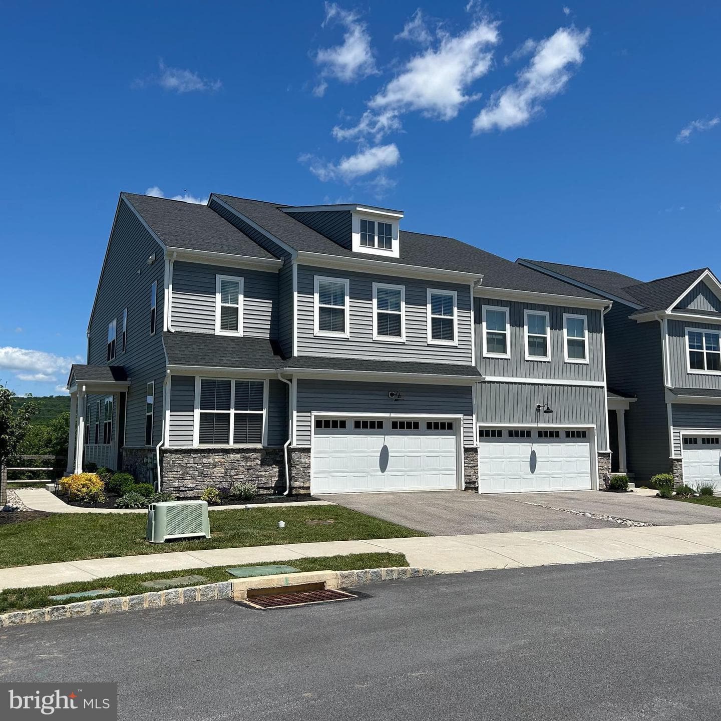 50 Ladbroke Drive