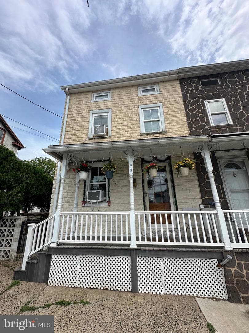 319 High Street