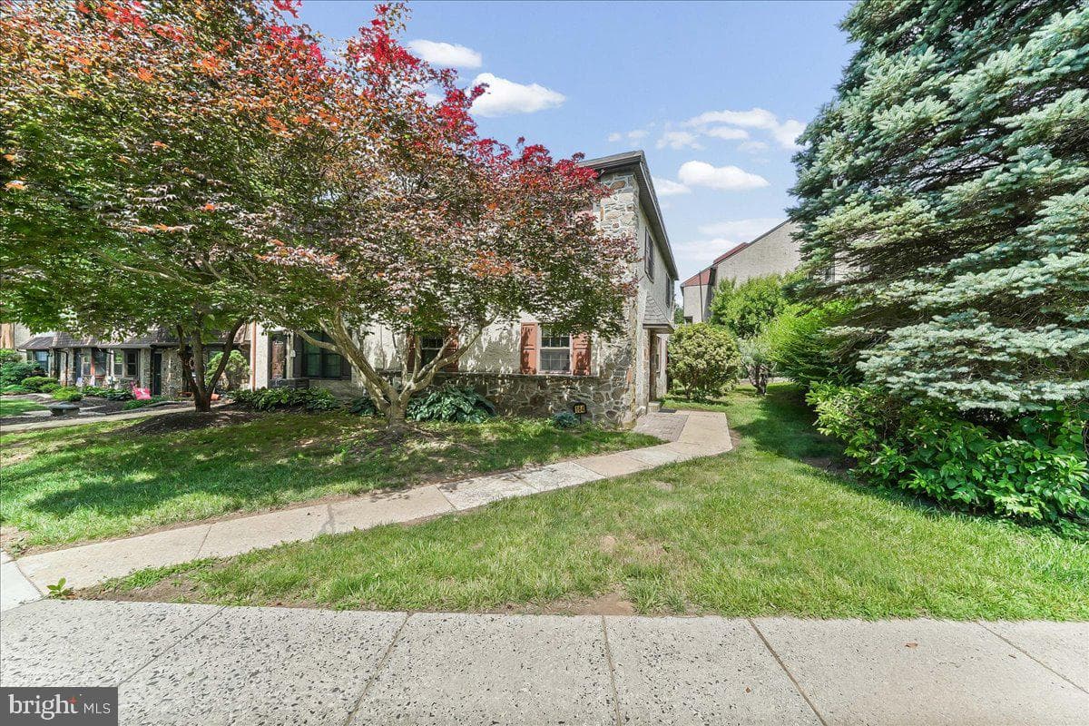 164 Weedon Court #164