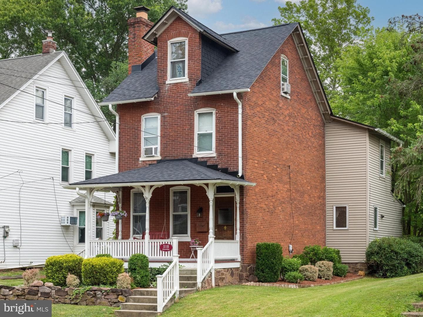 518 Broad Street