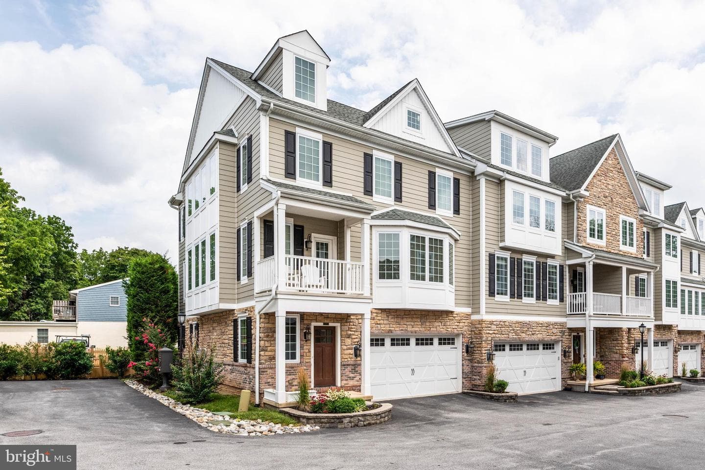 7 Grey Court, Berwyn