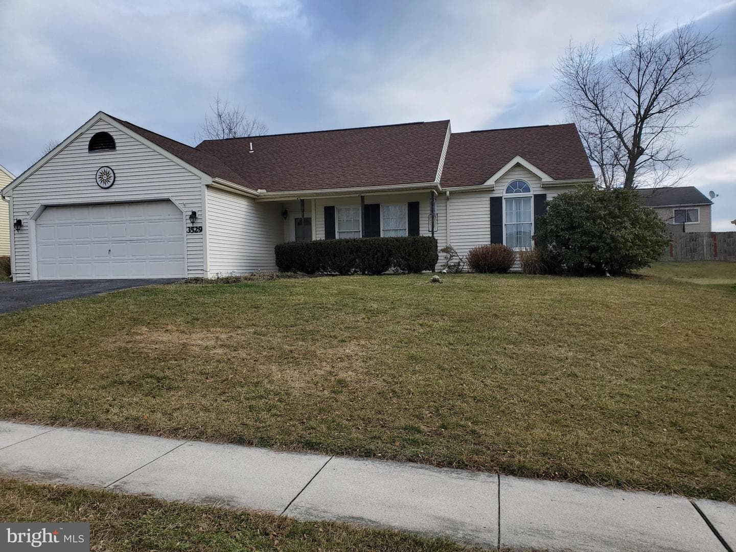 3529 Athena Avenue photo 1