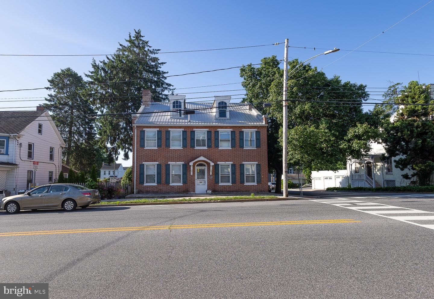 104 E Main Street photo 1