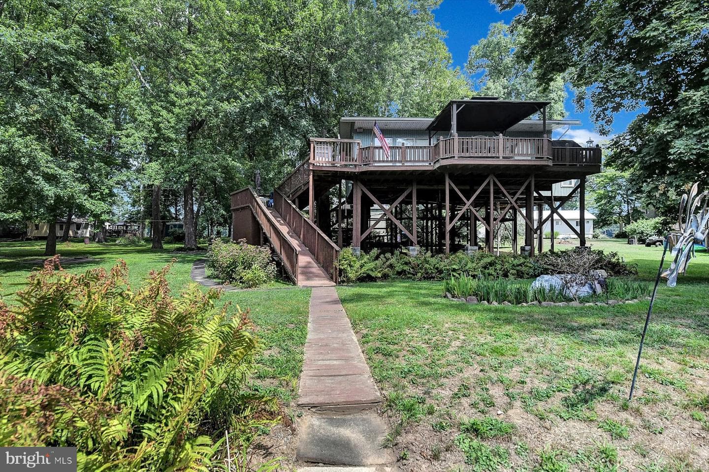 62 Beech Island photo 1