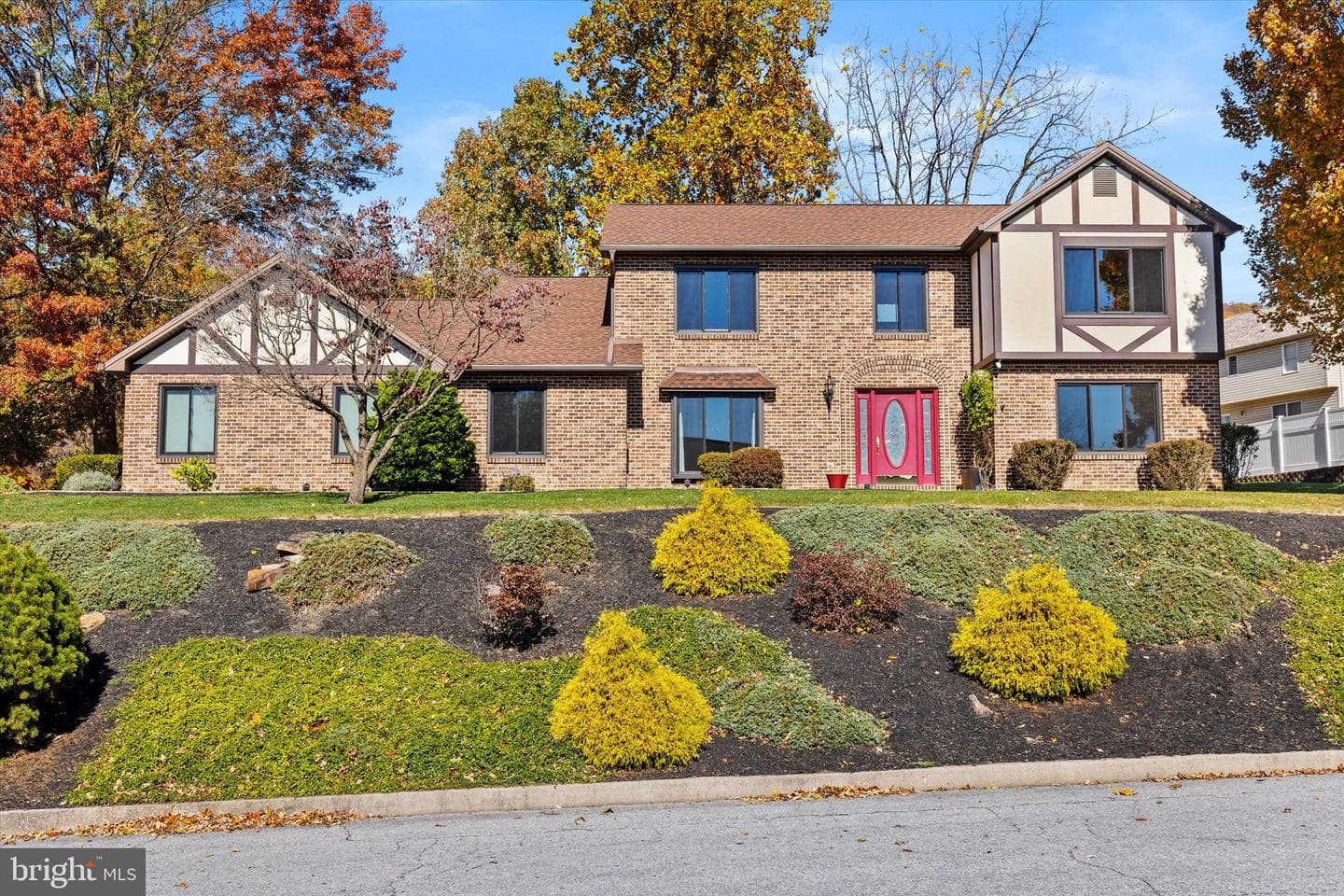 2405 Melbourne Drive photo 1