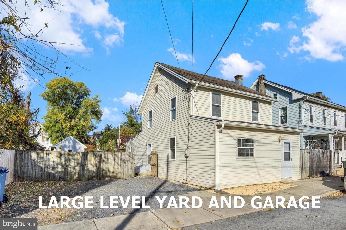 162 Penn Street photo 1