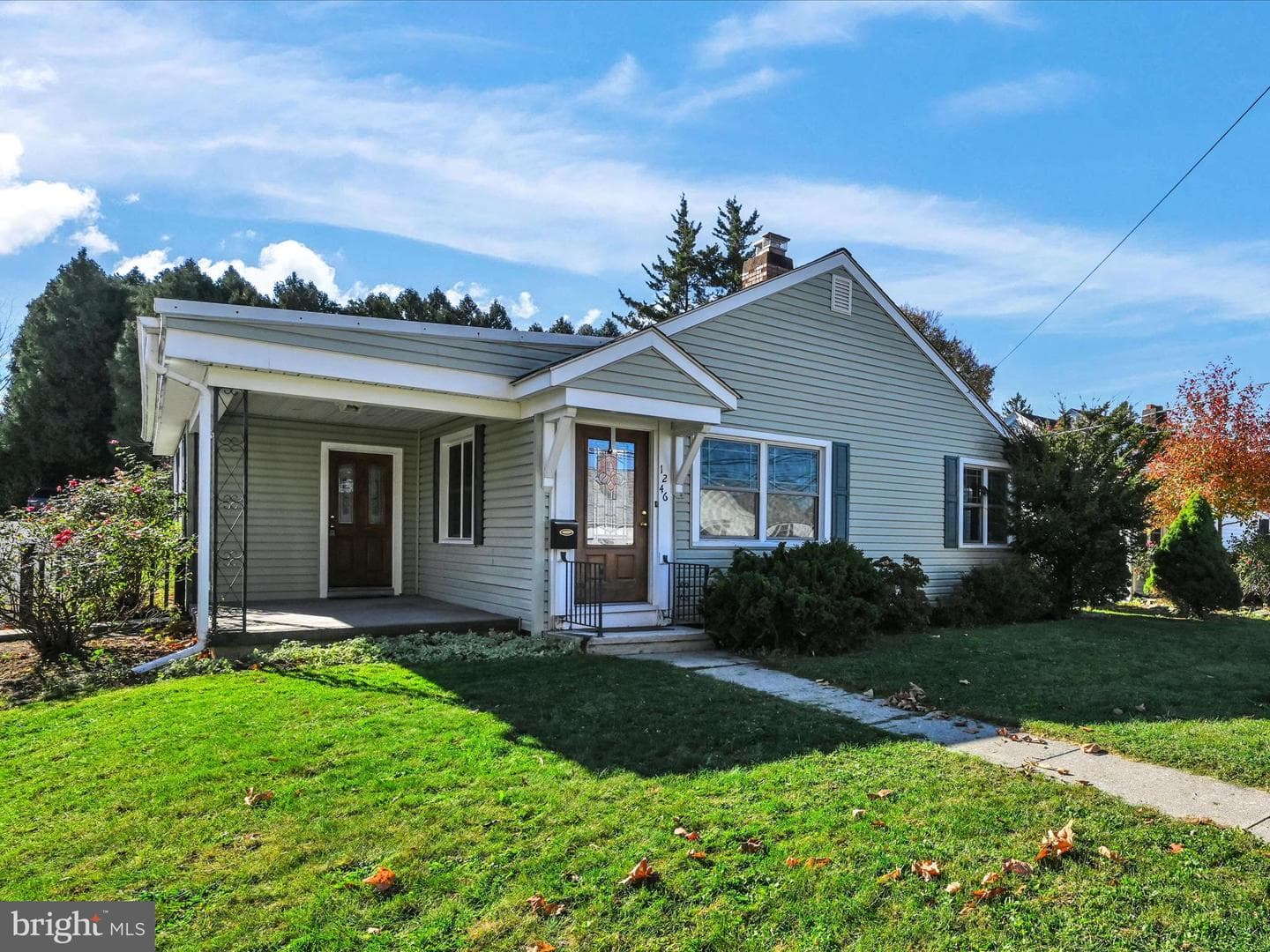 1246 E Derry Road photo 1