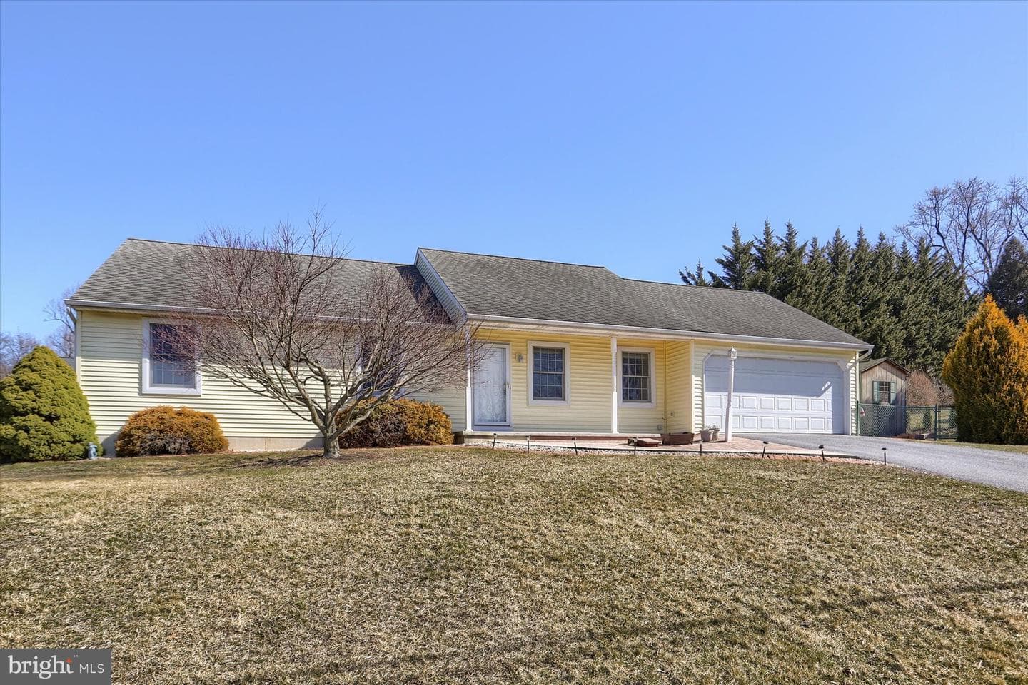 937 Debra Drive photo 1