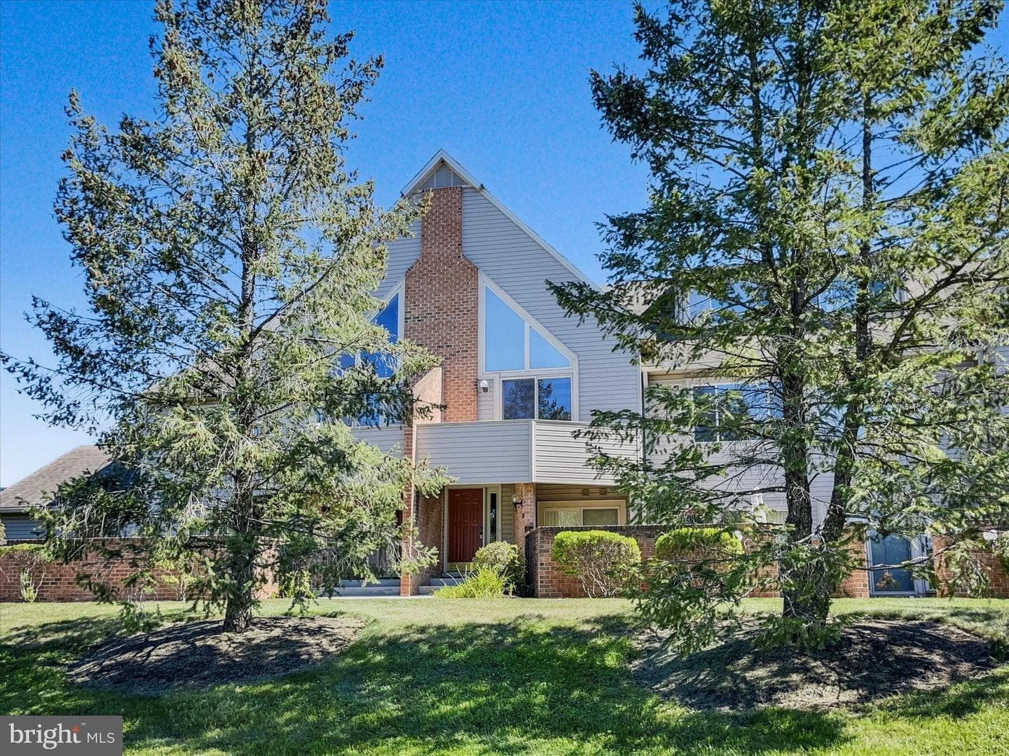 4507 N Progress Avenue photo 1