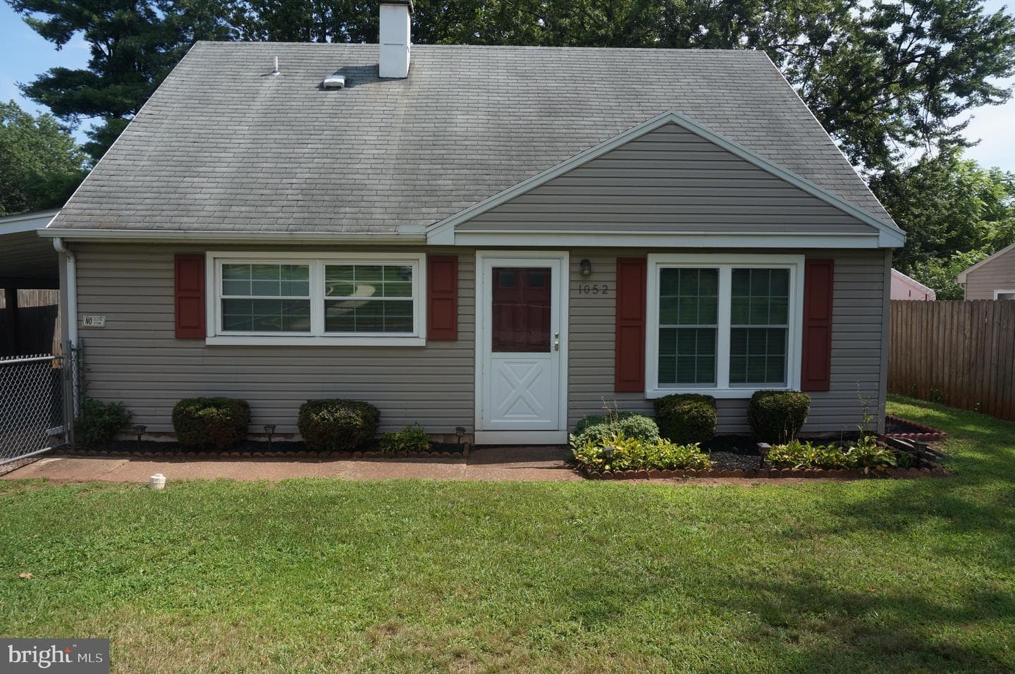 1052 Spruce Street photo 1