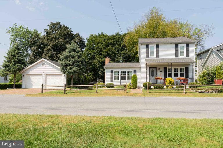 827 Chambers Street photo 1