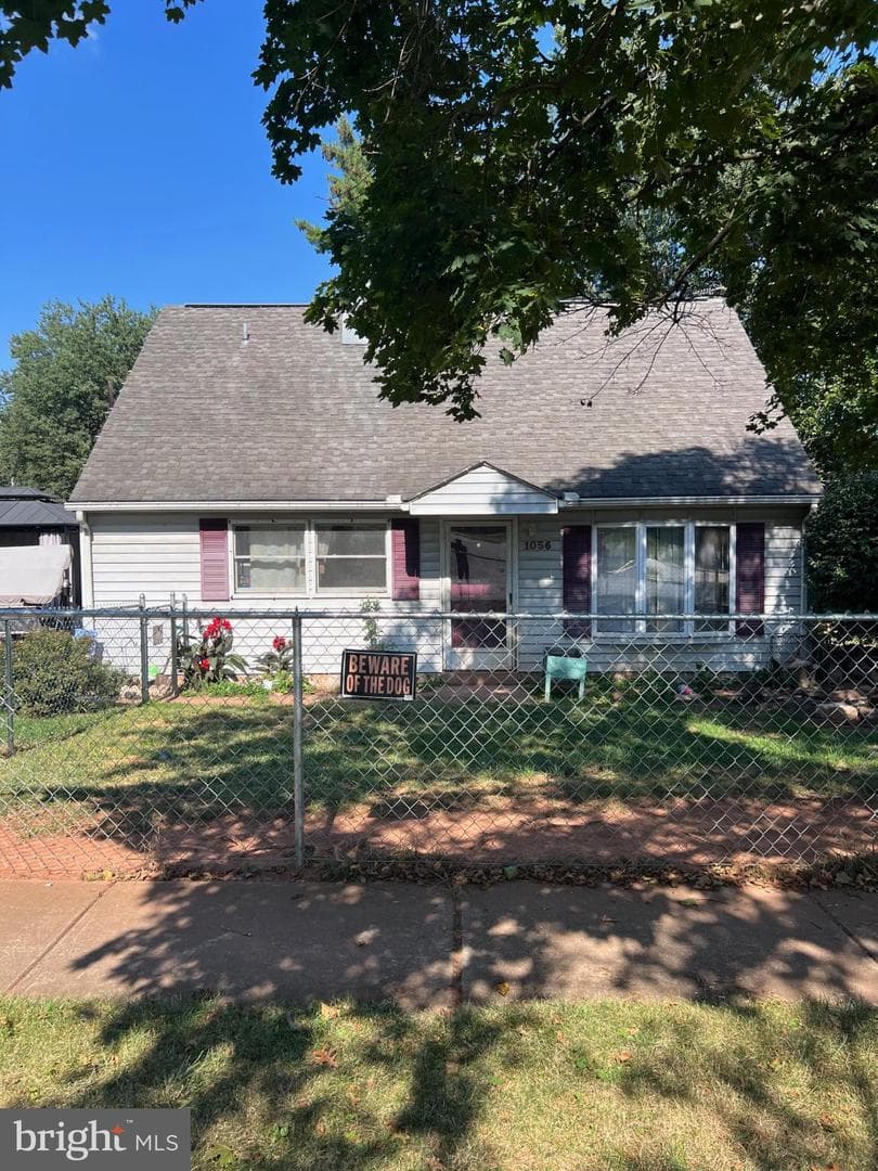 1056 Spruce Street photo 1
