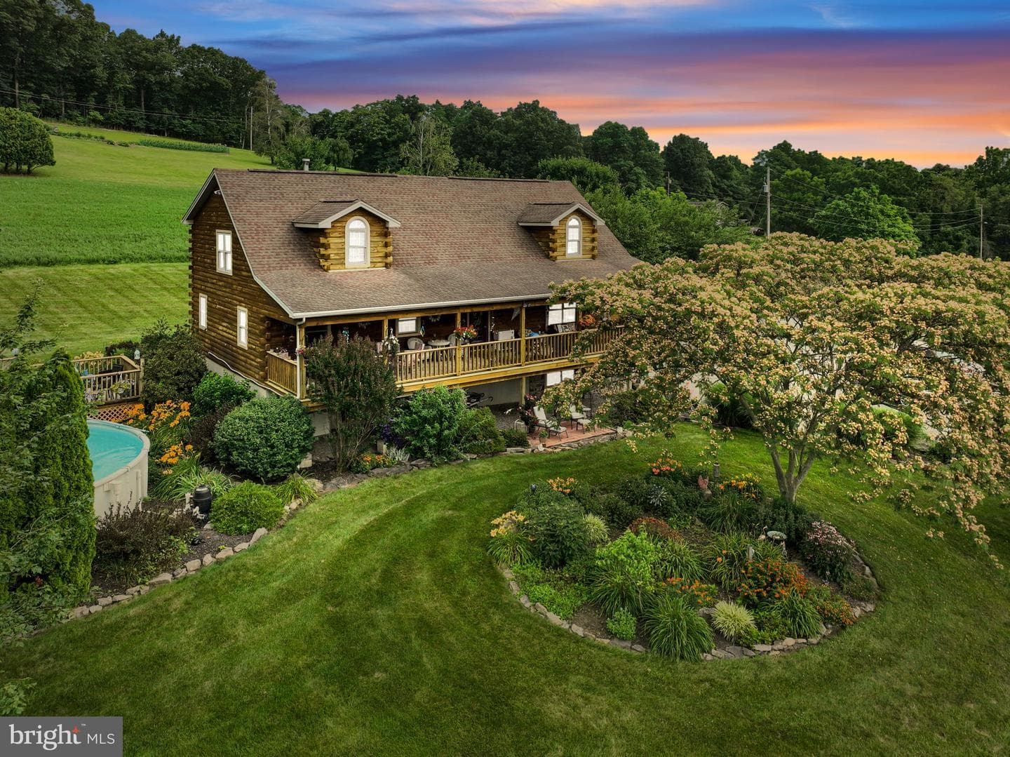 1105 Ridge Road photo 1