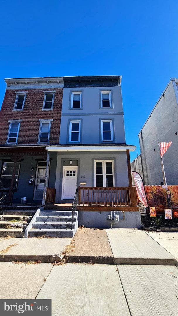 343 Crescent Street photo 1