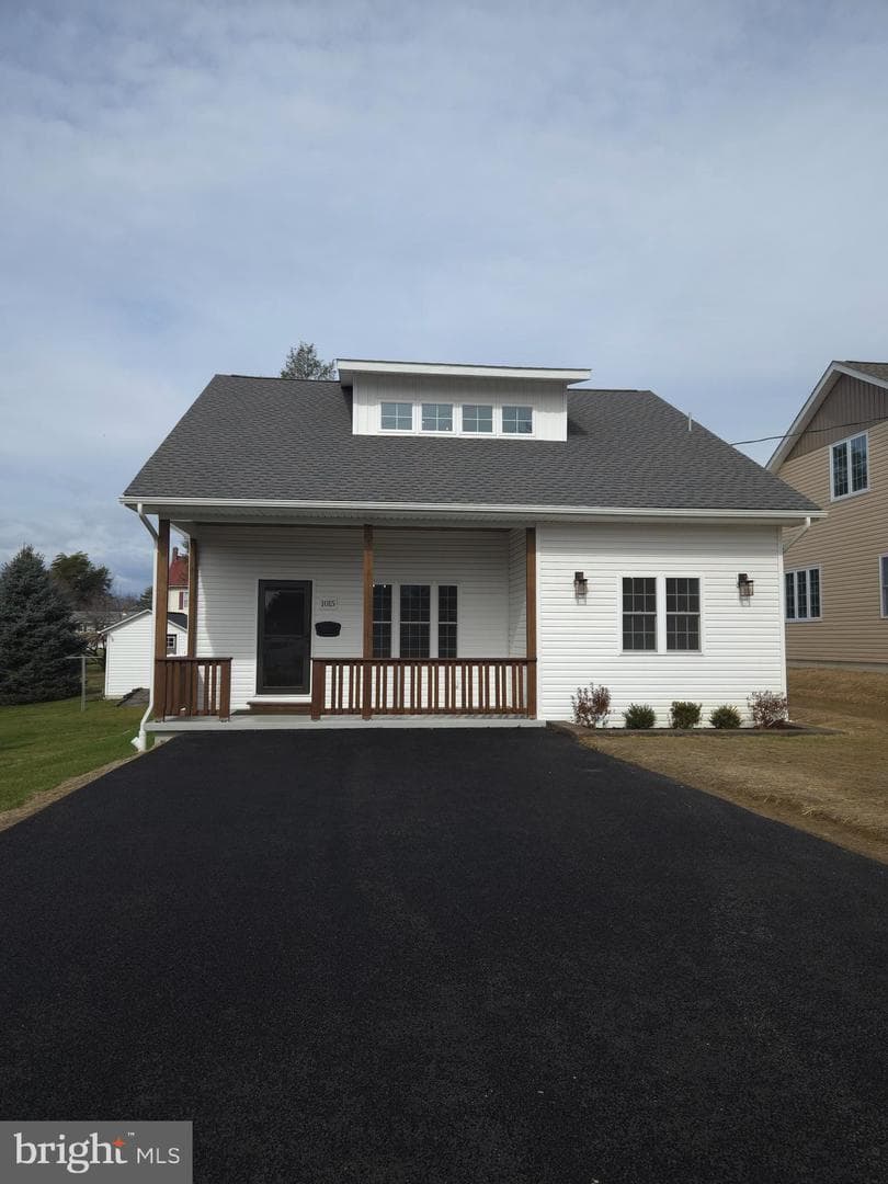 1015 Chambers Street photo 1