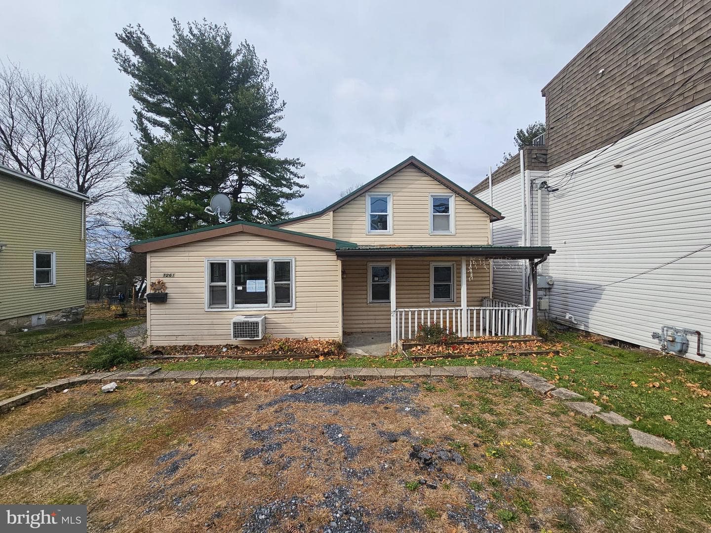 1261 Main Street