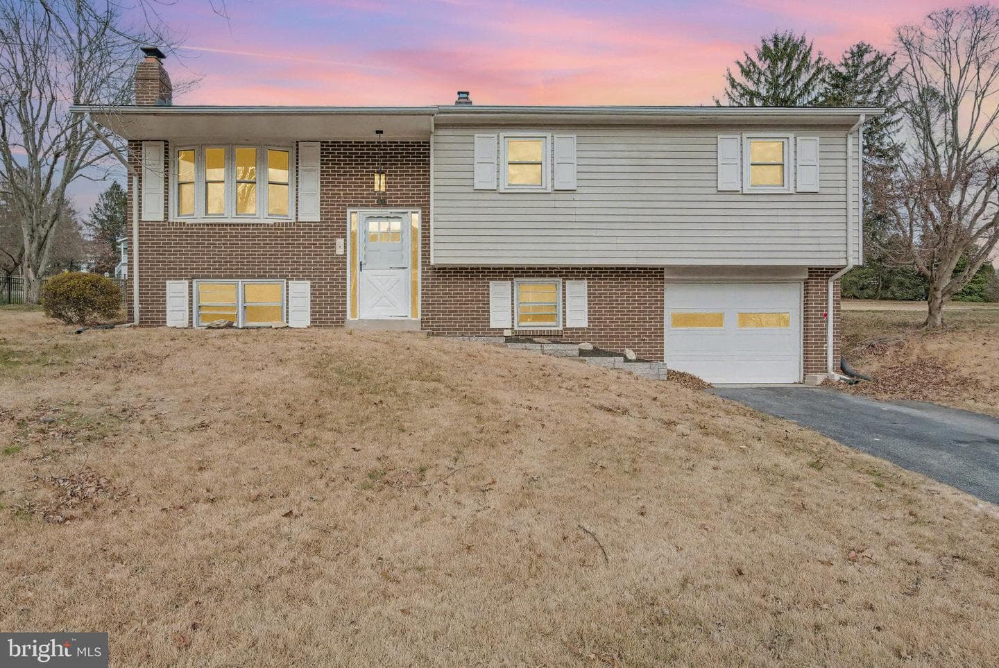 404 Erdman Drive photo 1