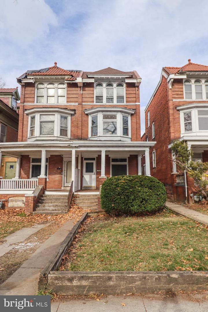 1708 State Street photo 1