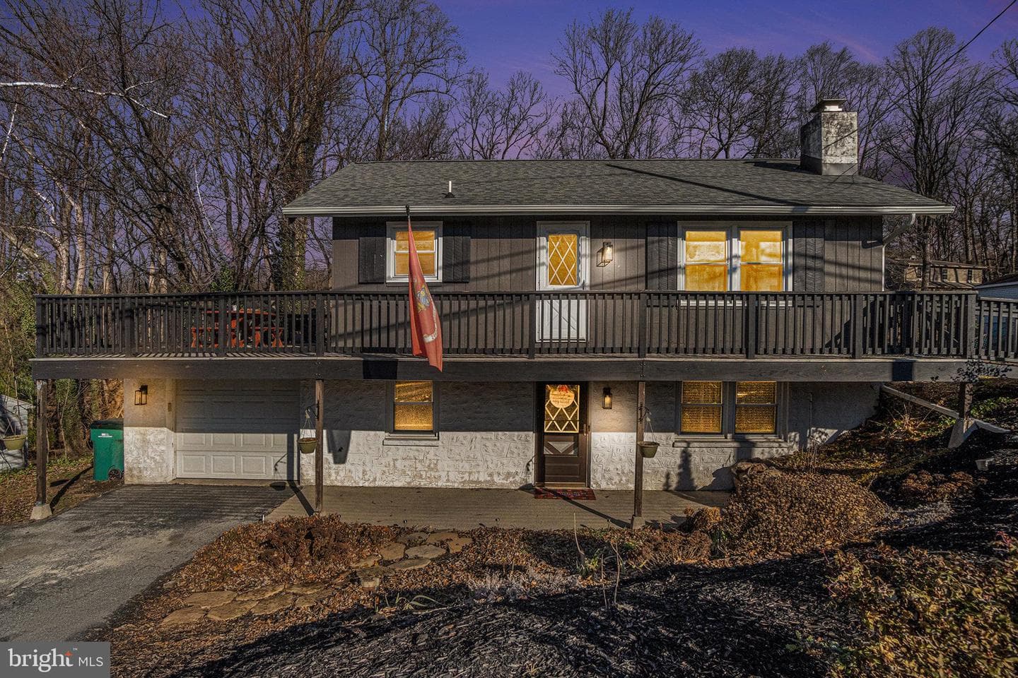 923 Sunnyside Road photo 1