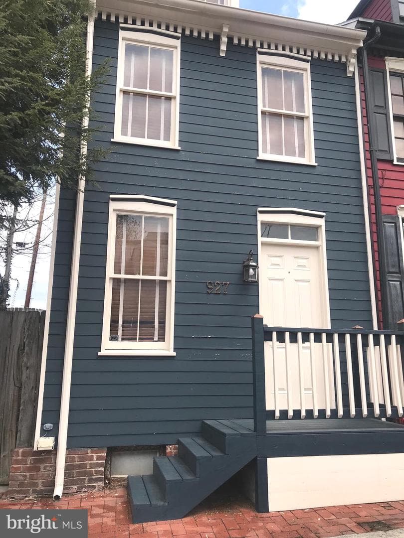 927 Rose Street photo 1