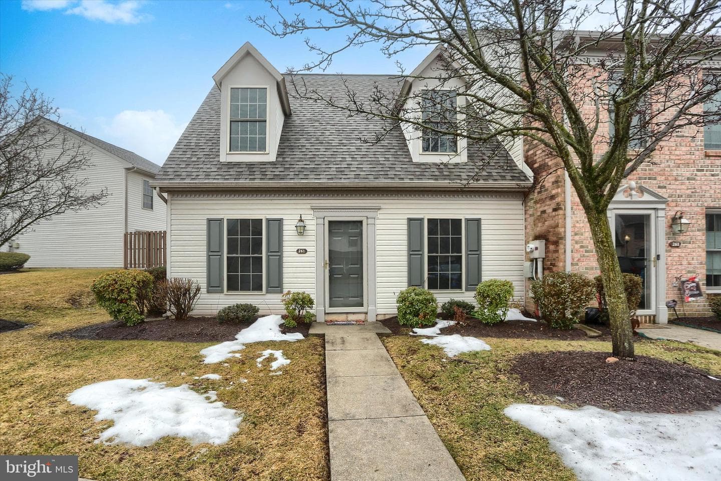 261 Saddle Ridge Drive photo 1