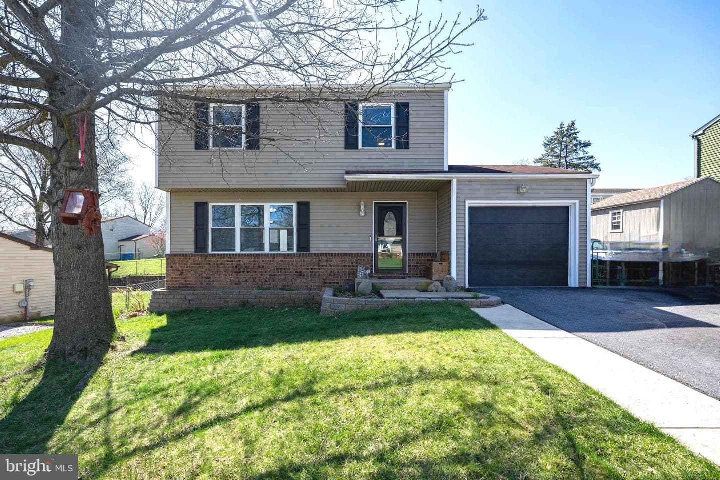 799 Martin Lane