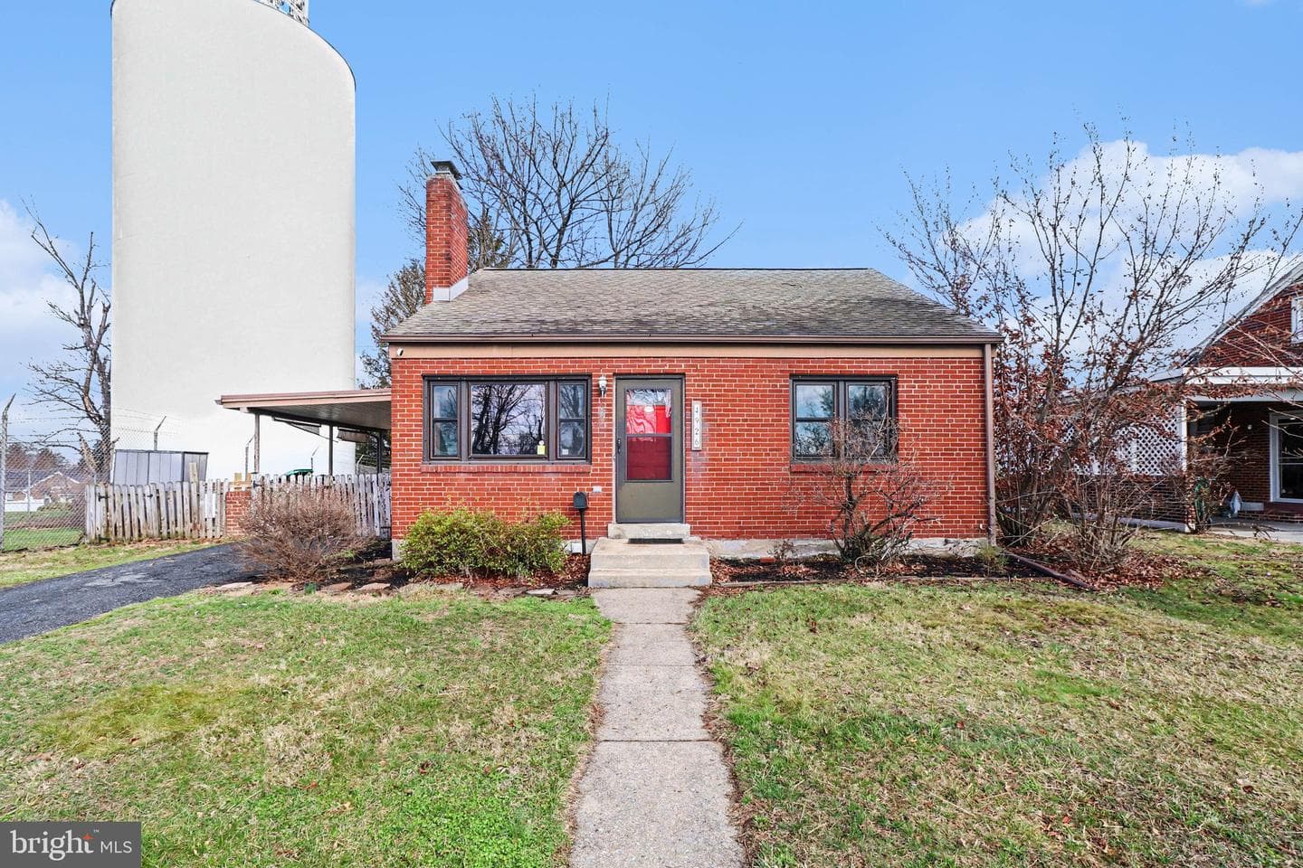 4926 Colorado Avenue