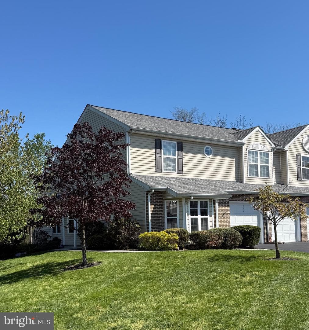 151 Peregrine Lane photo 1