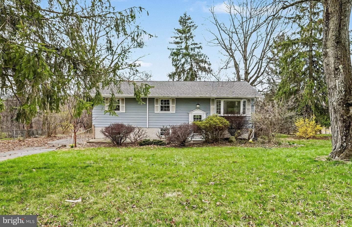 6085 Cherry Hill Road