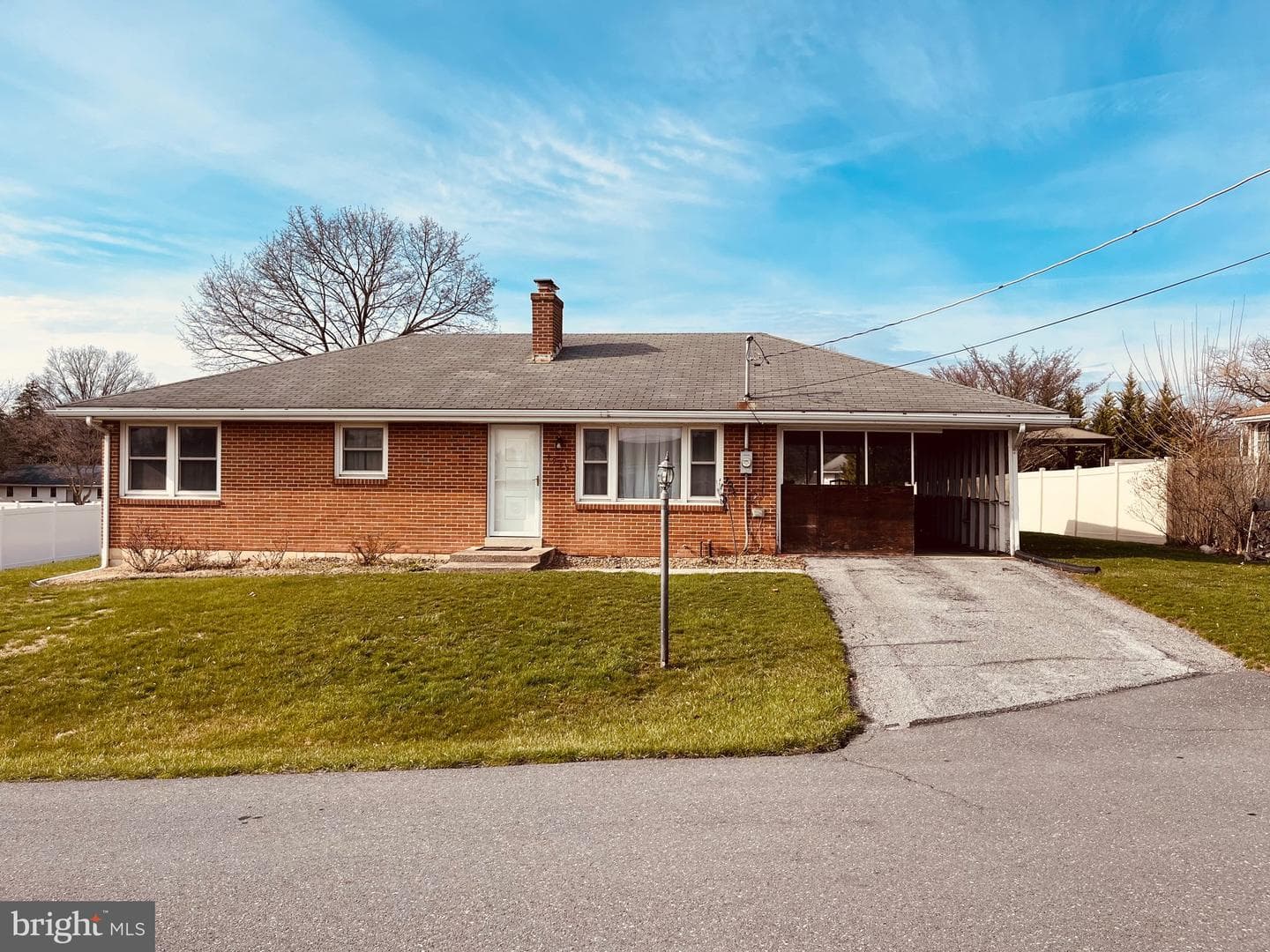 4912 Sunset Drive photo 1