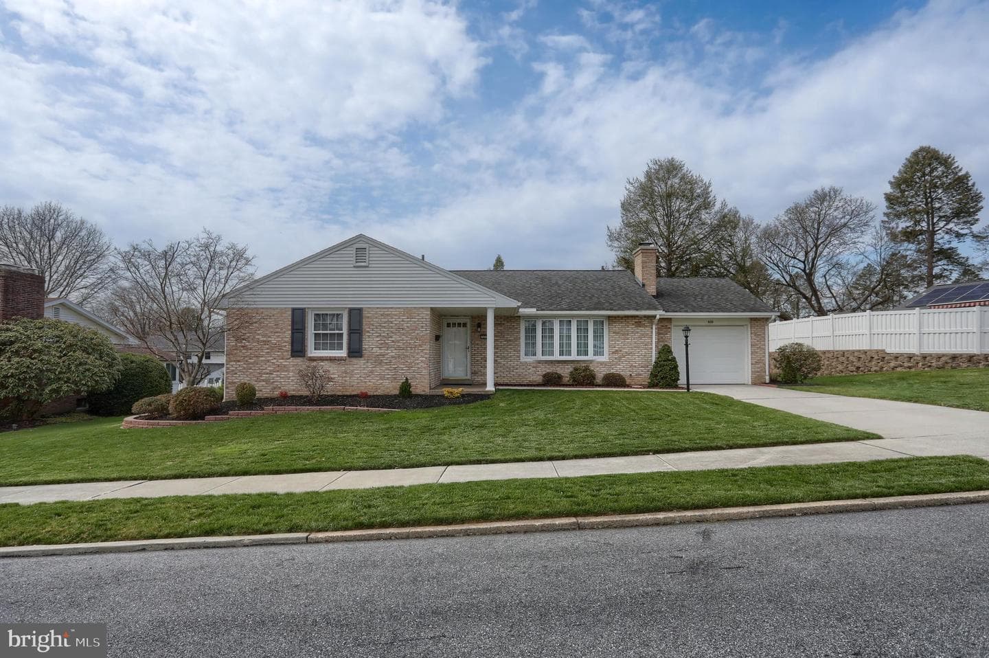 408 Berryhill Road photo 1