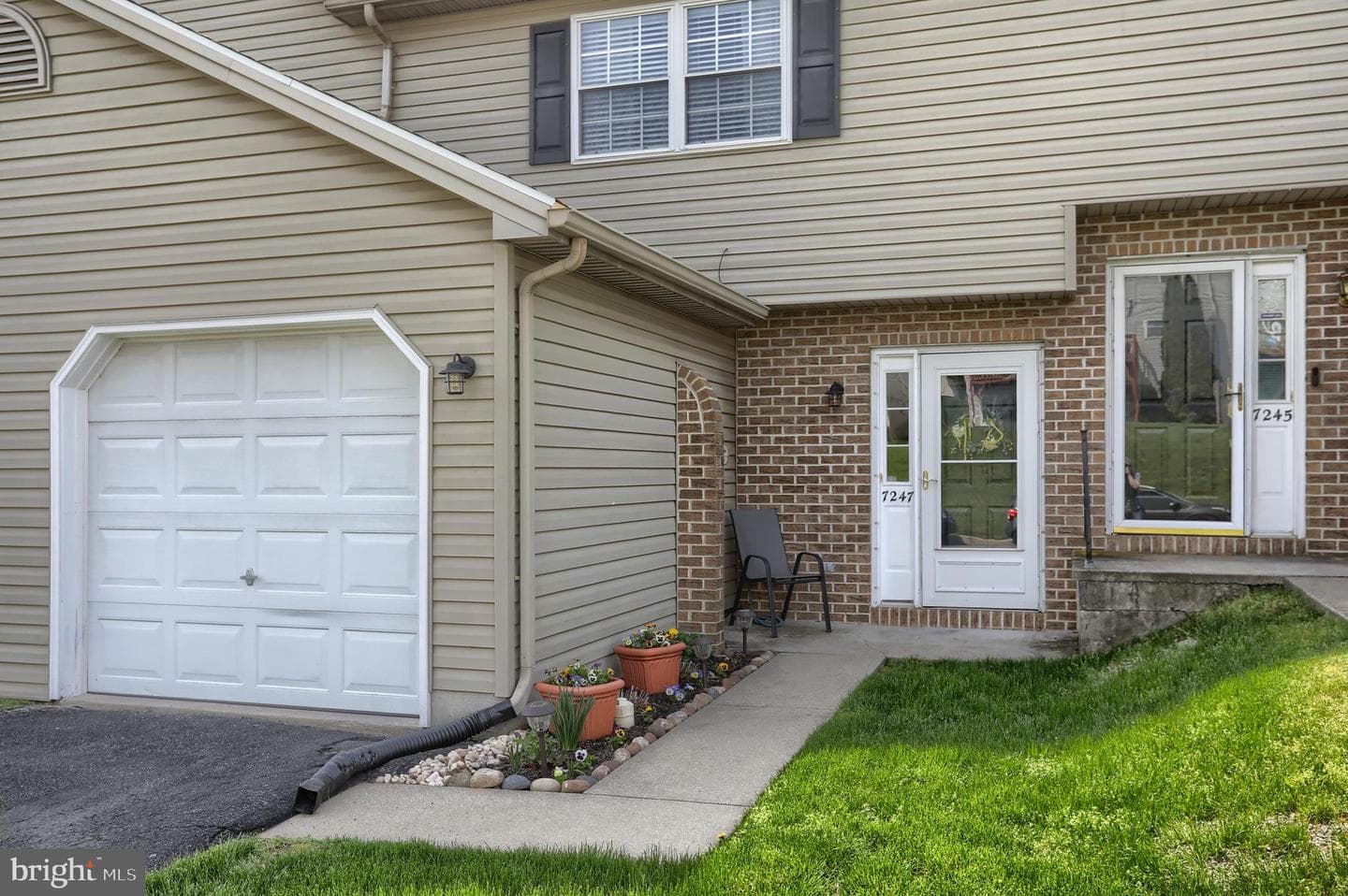 7247 Capital Drive