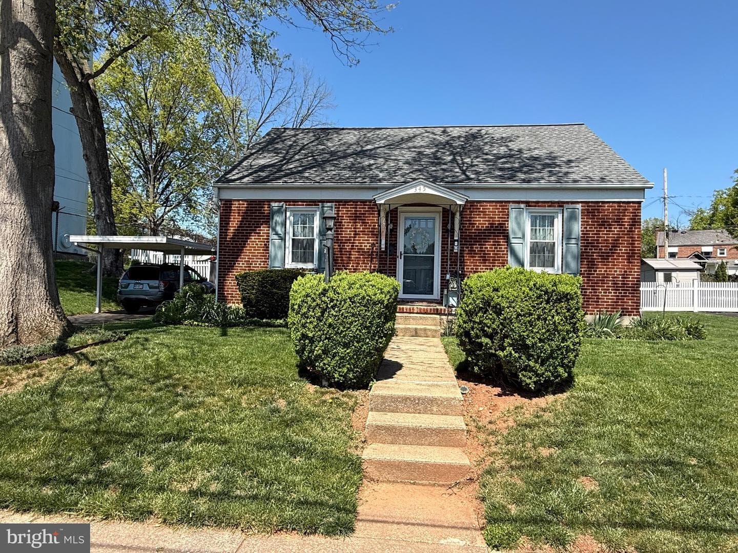 345 E High Street