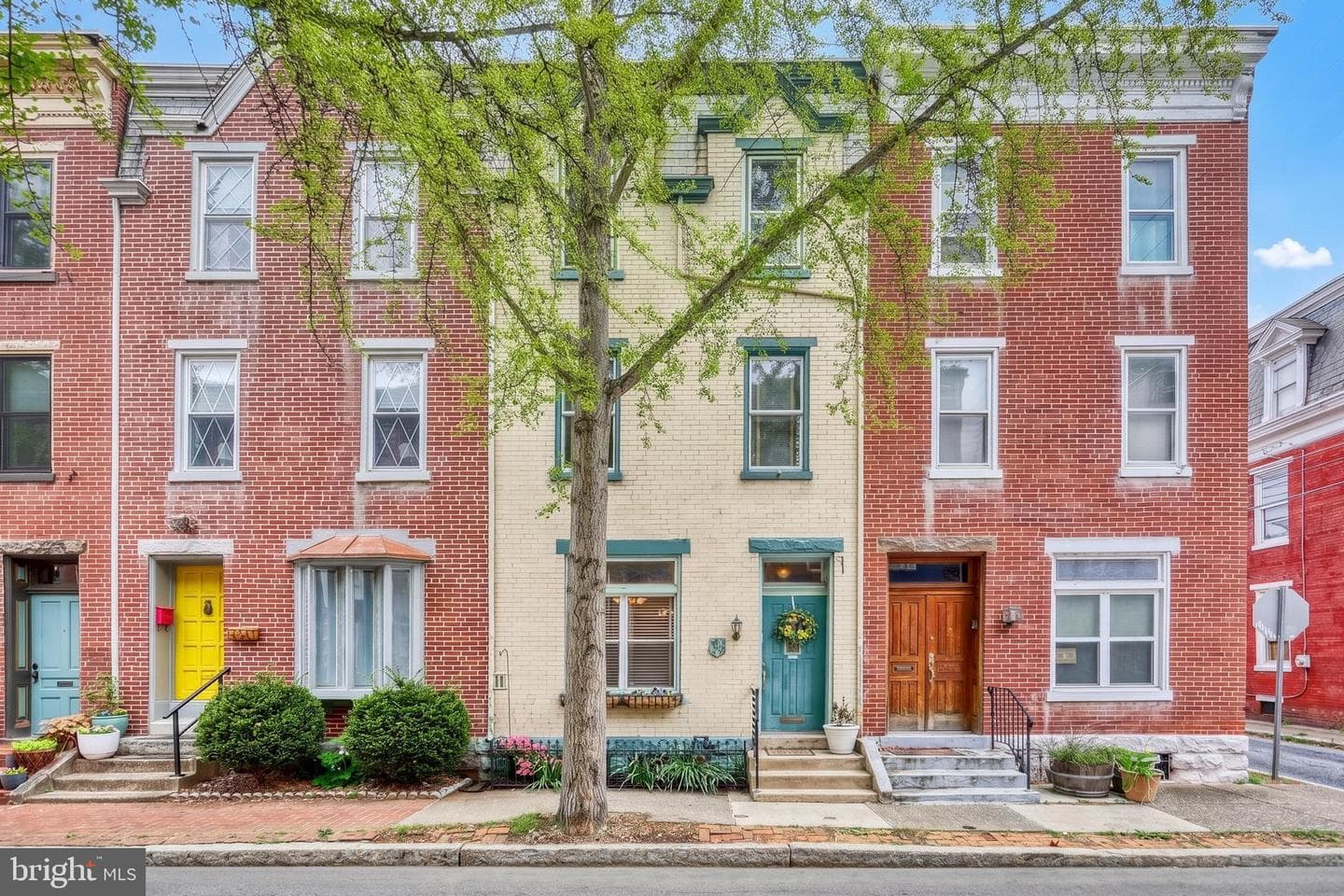 1617 Penn Street photo 1
