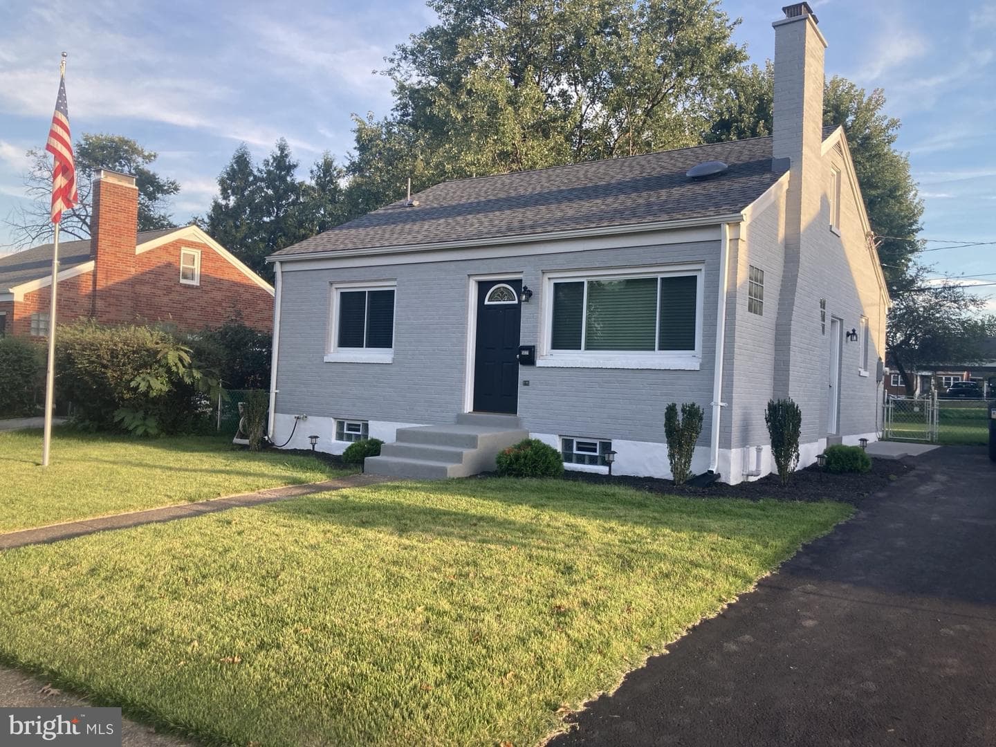 5021 Virginia Avenue photo 1