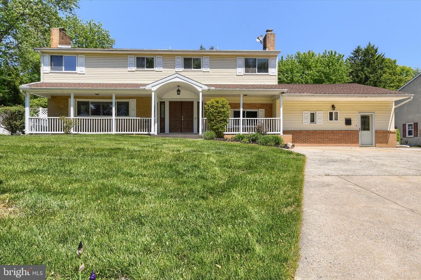 6100 Driftwood Drive