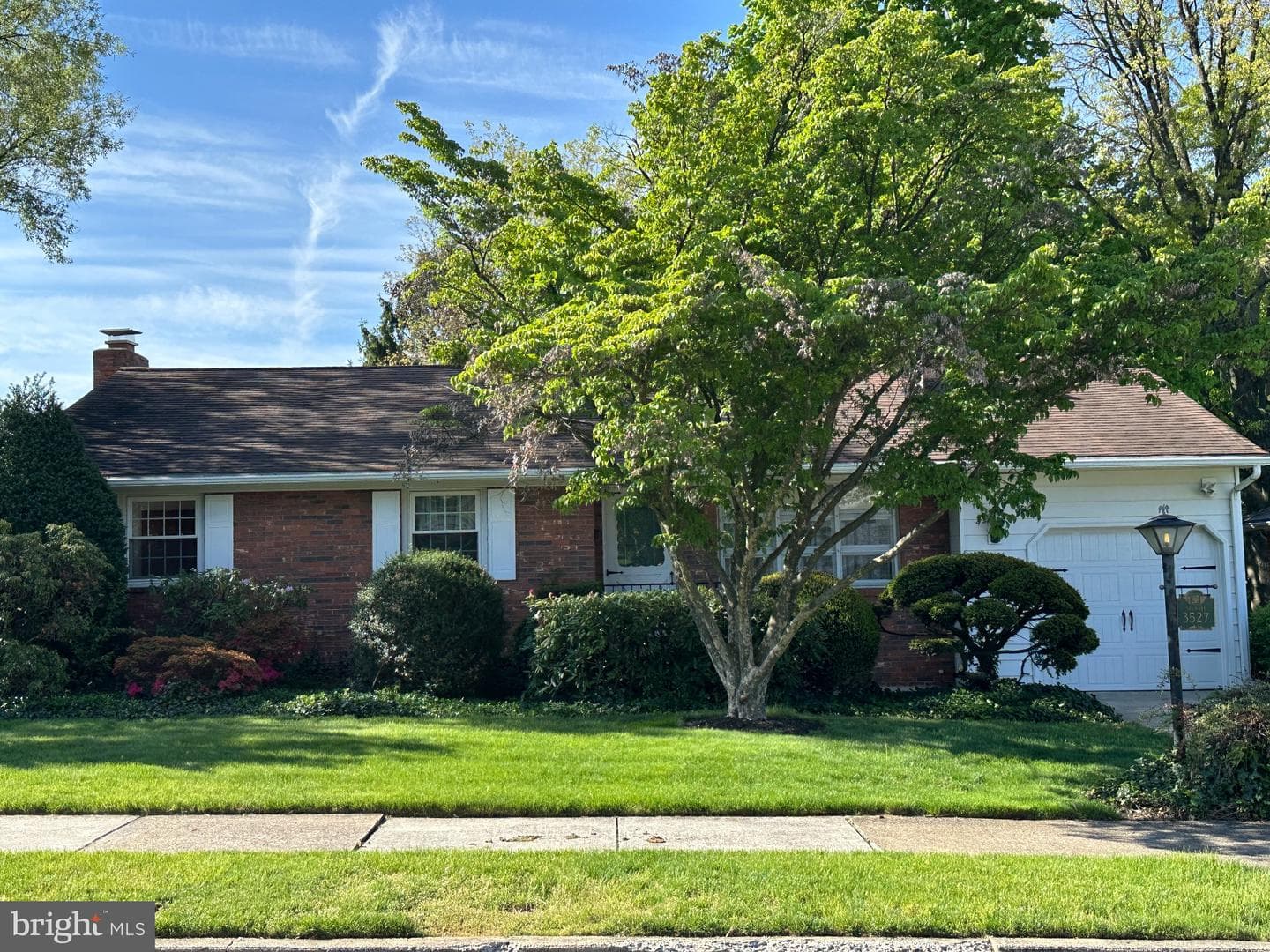 3527 Ridgeway Road