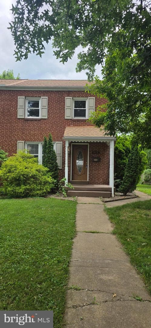 317 Elm Court