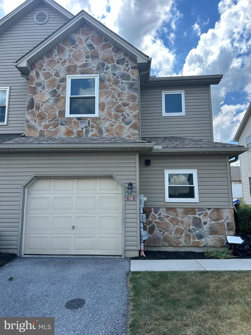 136 Kristy Lane, Harrisburg